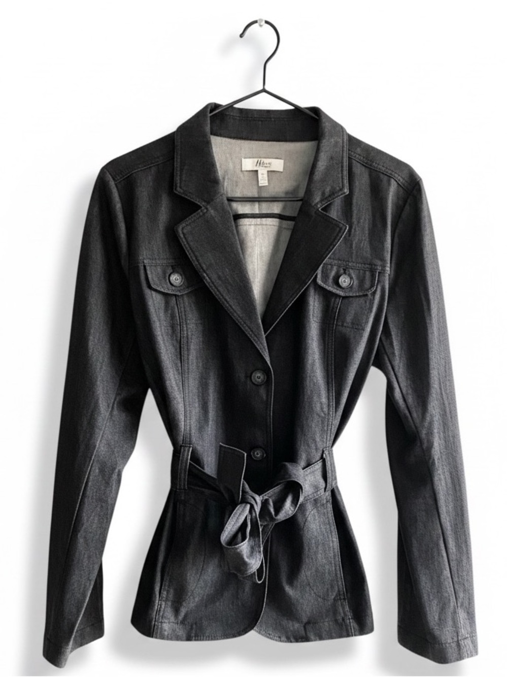 NWT BASS black button-and-tie sash light jacket size large new with tags